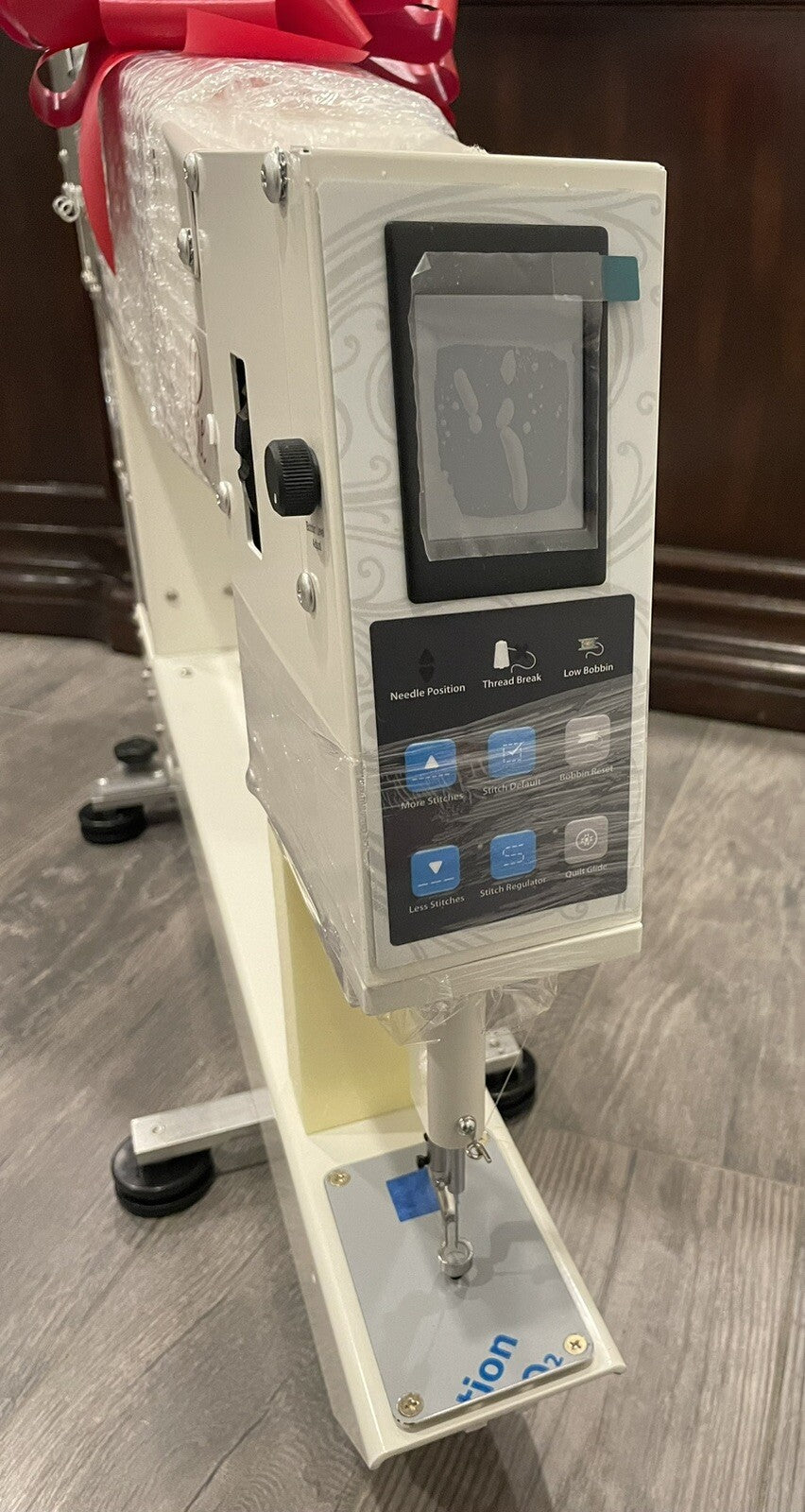 APQS Freedom Freddie Longarm Quilting Machine W/ Accessories NO TABLE/ STAND NEW