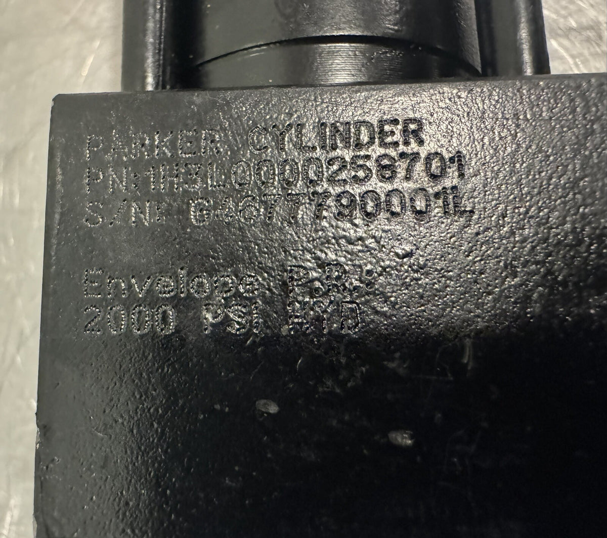 Parker 1H3L0000258701 Hydraulic Cylinder NEW! FREE SHIPPING!