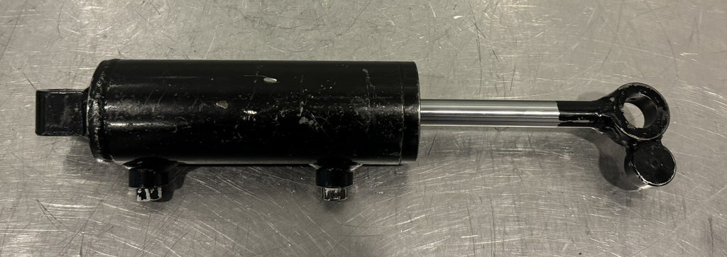 McElroy MEB00157 2B X 3-1/4S X 5/8R Hydraulic Cylinder NEW! FREE SHIPPING!