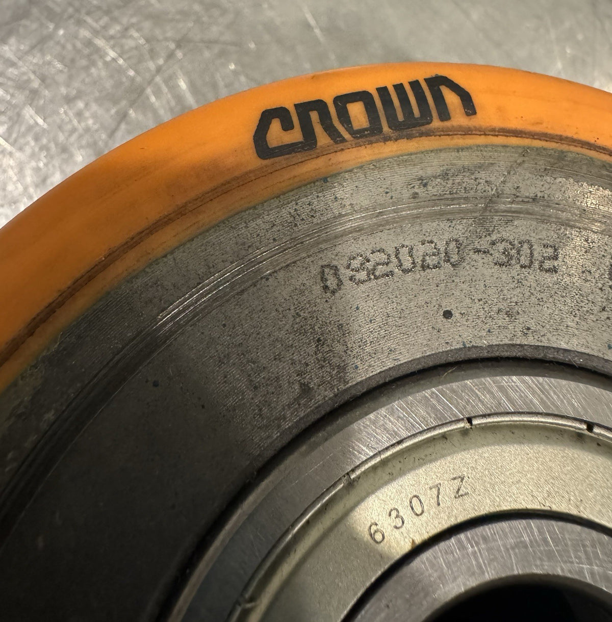 Crown 082020-302 Polyurethane Wheel 302 Compound Poly NEW! FREE SHIPPING!