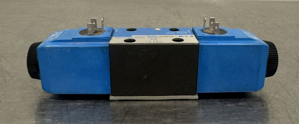 Eaton DG4V-3-6C-M-U-H7-60 Solenoid Operated Directional Control Valve NEW!