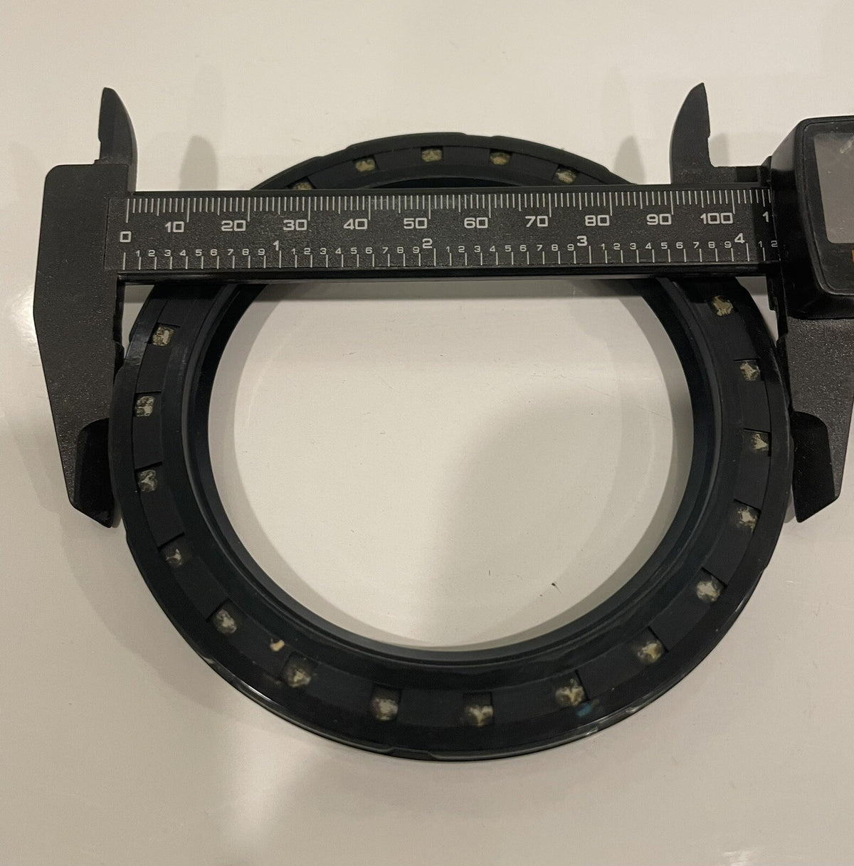 Trelleborg TRUN00027/N7MVY Radial Oil Seal TSS TRUN000277 NEW! FREE SHIPPING!
