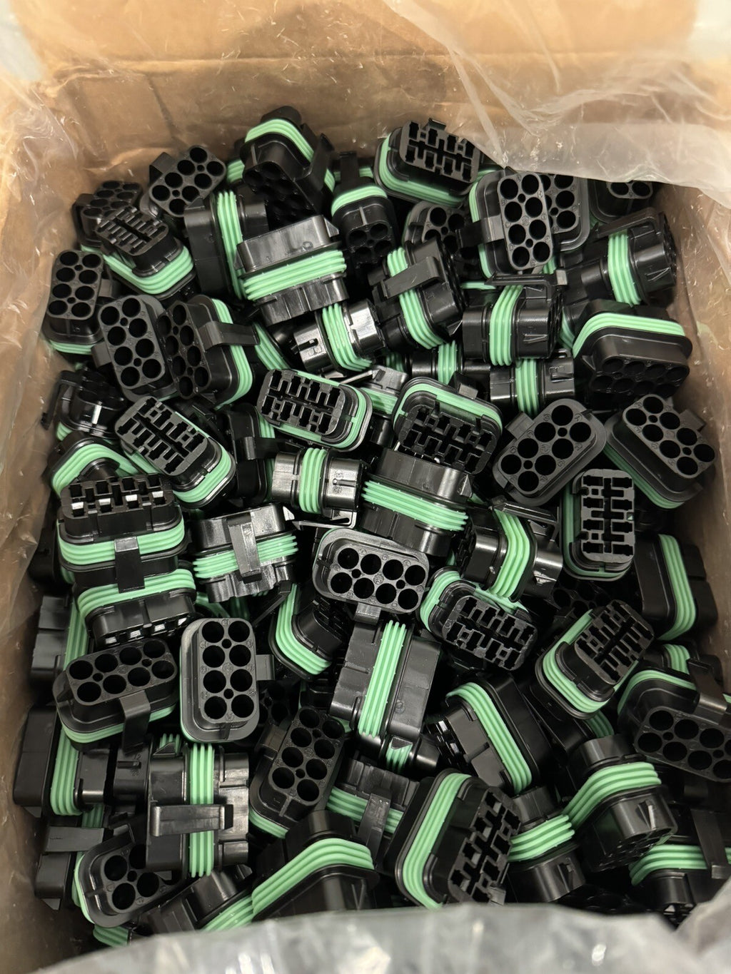 Eaton Bussmann Series 32006-A22 8 Circuit Power Distribution Connecter NEW!