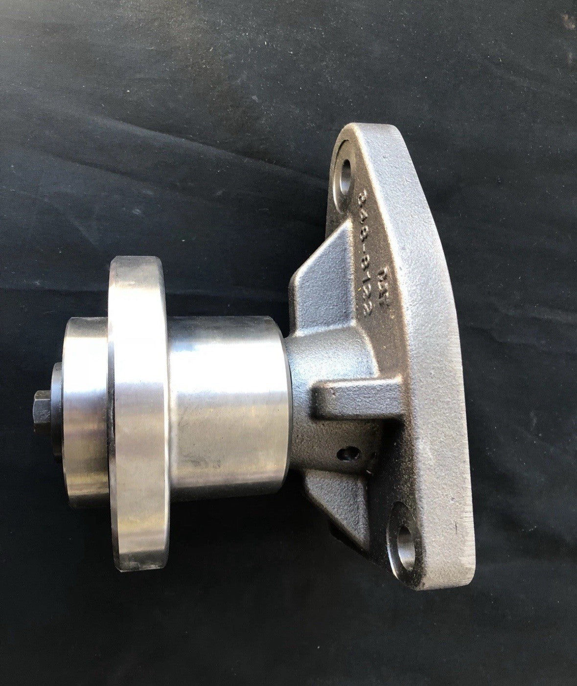 CAT 348-8122 Caterpillar Fan Mount Spindle Part NEW! FREE SHIPPING!!!