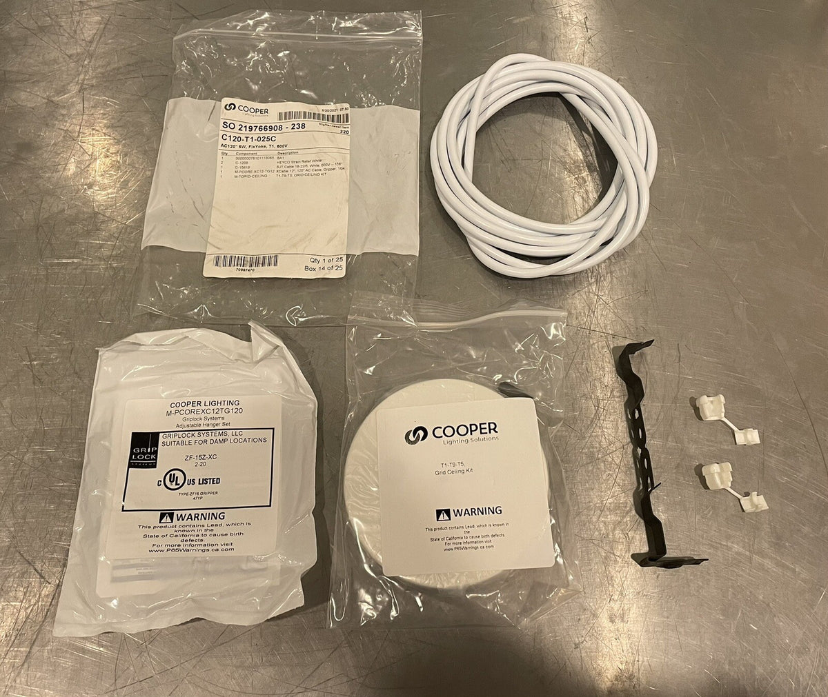 Cooper Lighting AC120" 5W Fix Yoke T1 600V 219766908-238 Kit C120-T1-025C NEW!