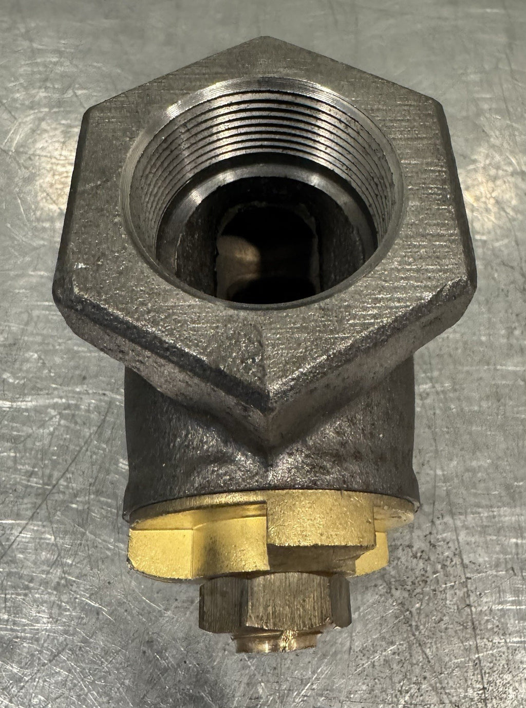 Mueller Gas Valve 1-1/2” Flat Head Iron Body NEW! FREE SHIPPING!