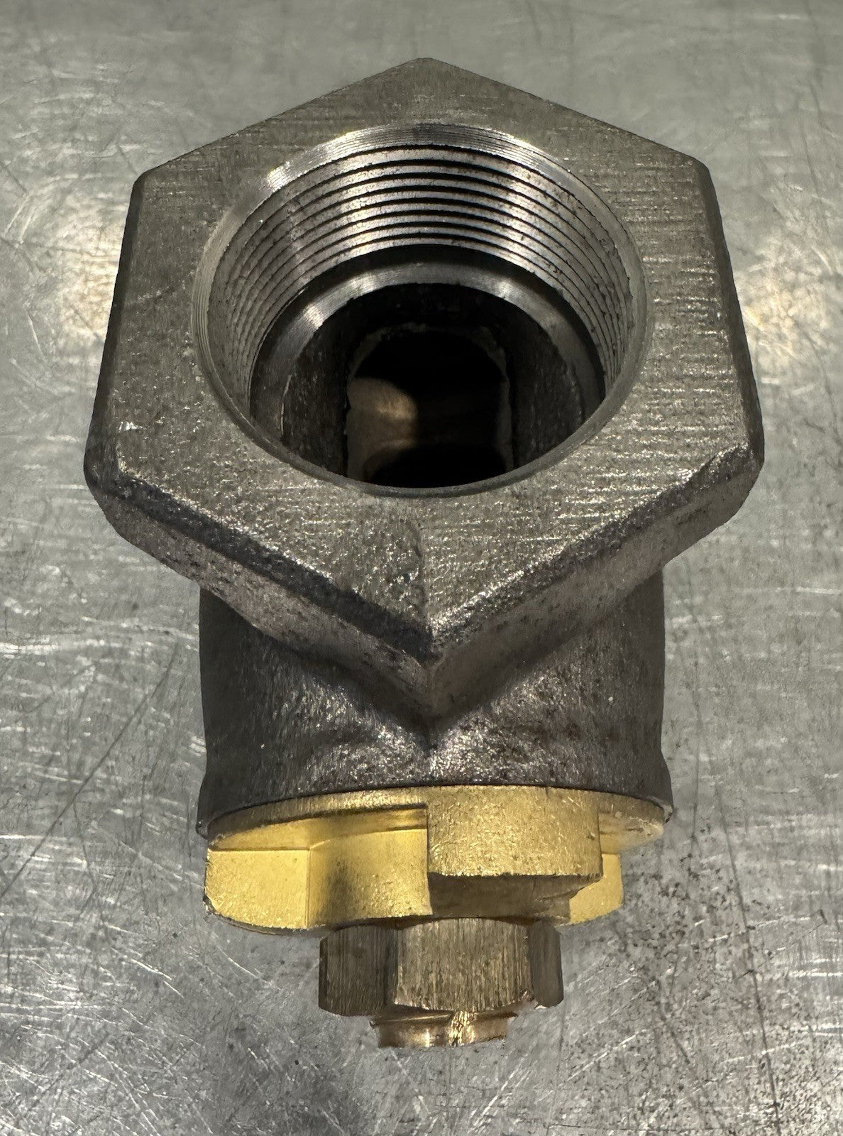 Mueller Gas Valve 1-1/2” Flat Head Iron Body NEW! FREE SHIPPING!