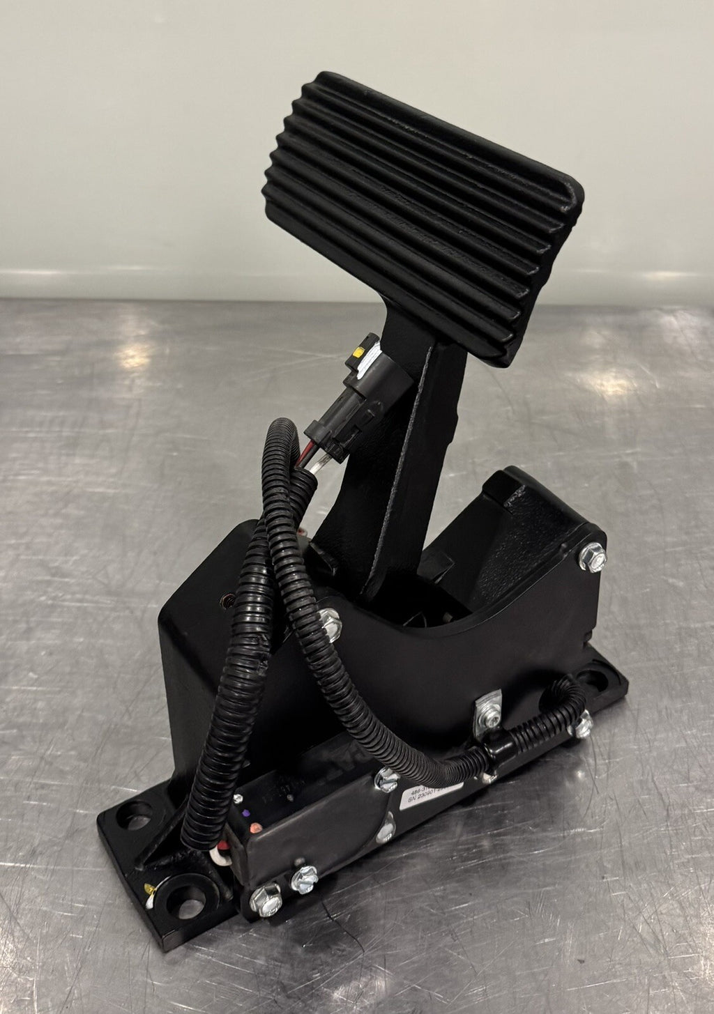 Caterpillar 486-3160 CAT Service Brake Pedal Genuine NEW! FREE SHIPPING!