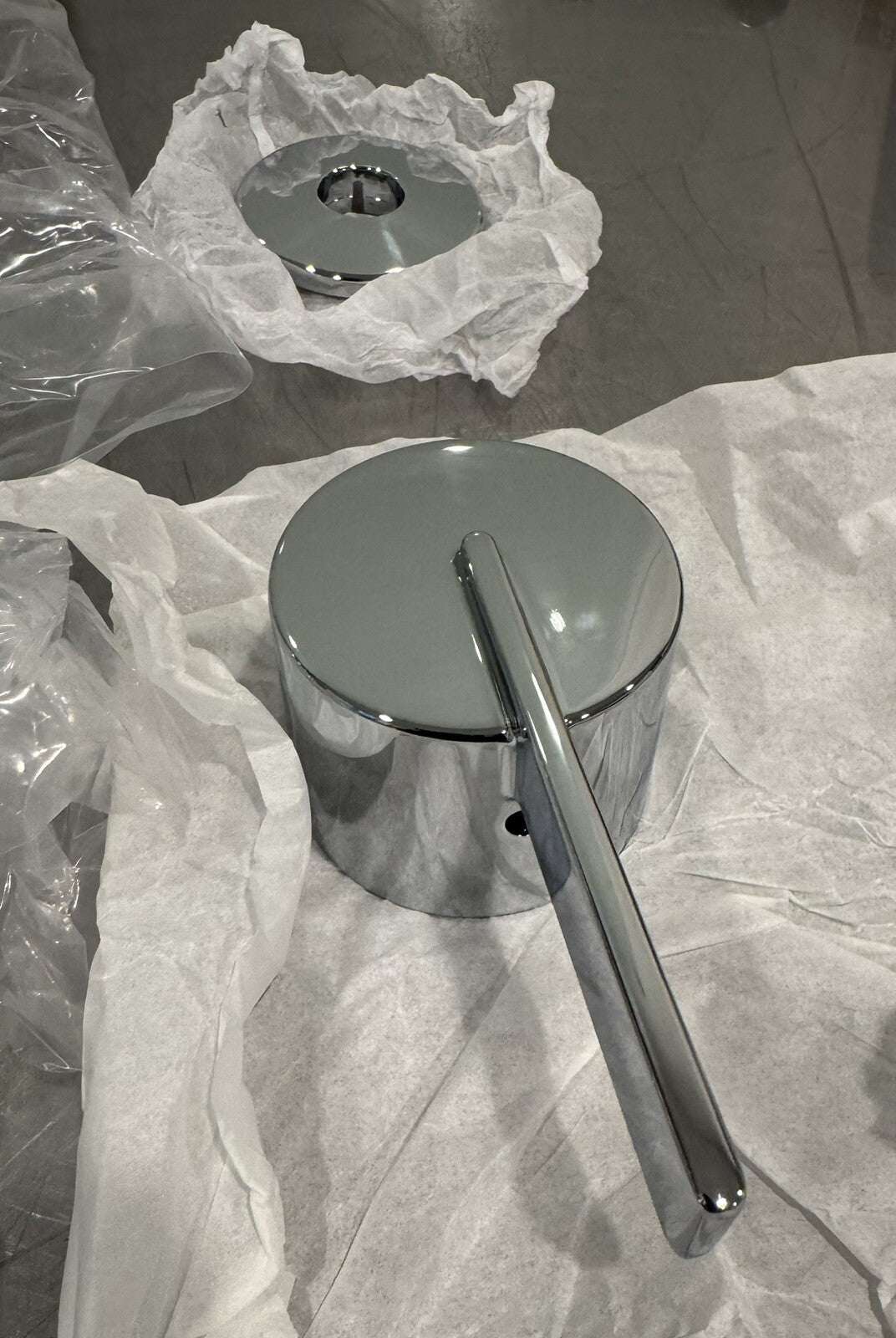 Moen T2263EP Cia Posi-Temp Tub/ Shower Trim Chrome NEW IN BOX! FREE SHIPPING!