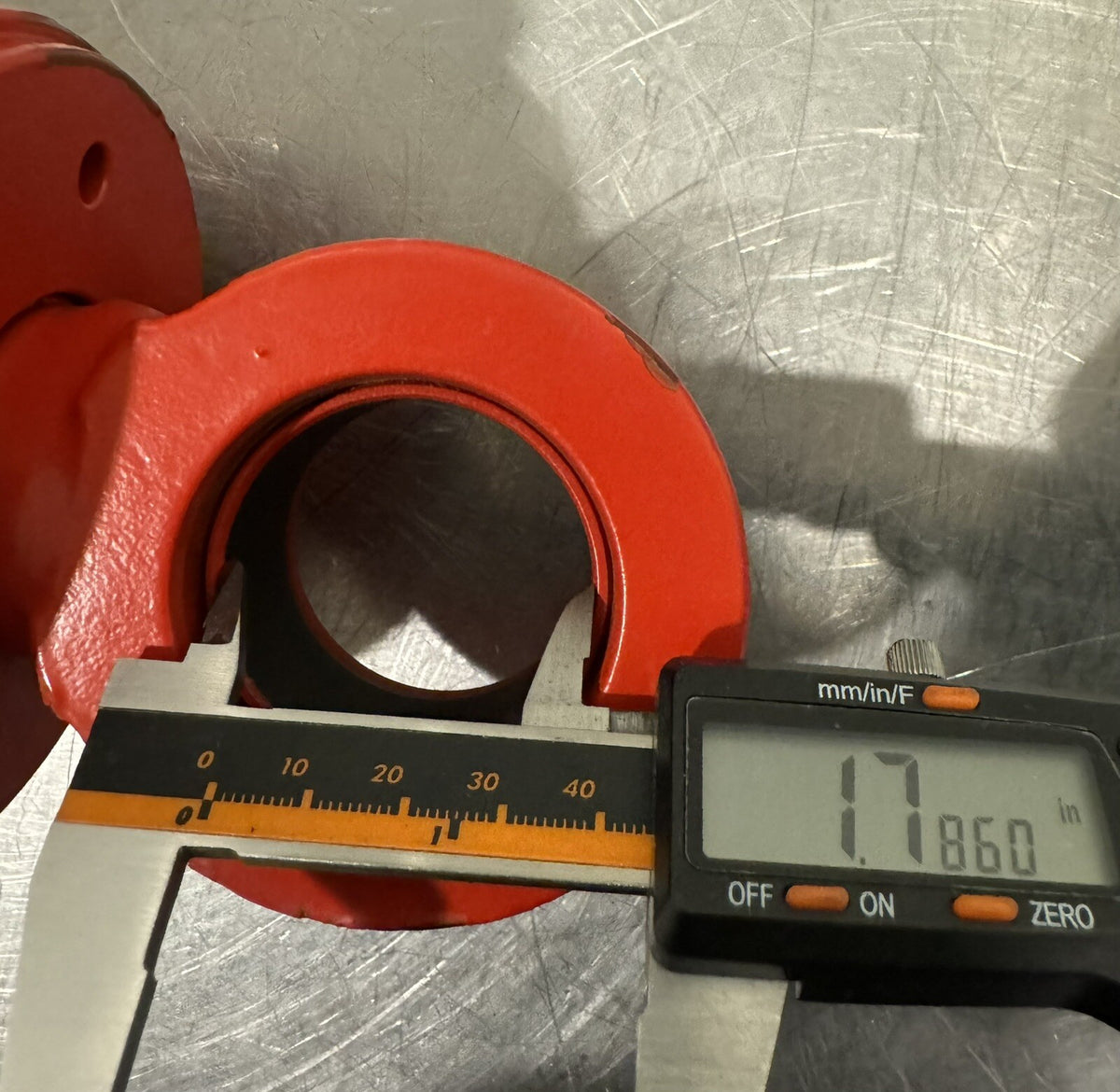 T3W1620-198 Hydraulic Cylinder 325199.10A NEW! FREE SHIPPING!