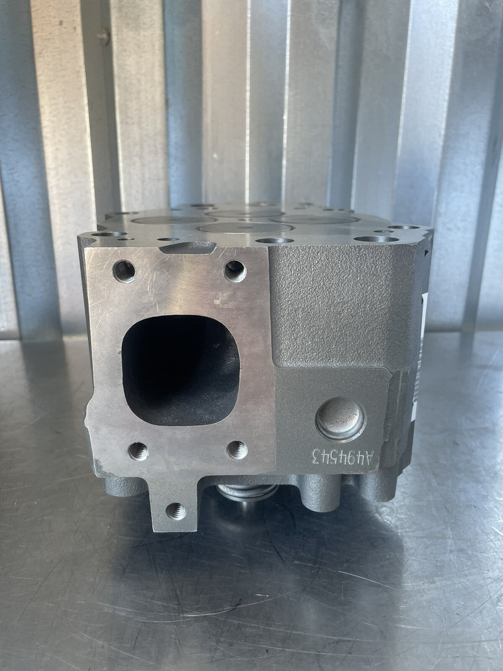 Komatsu R6218-11-1010 Genuine Reman Cylinder Head Assembly NEW!