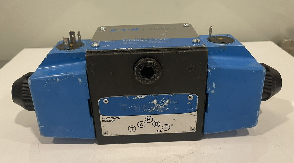 Eaton DG4S4-016C-U-B-60 Directional Solenoid Valve NEW! FREE SHIPPING!