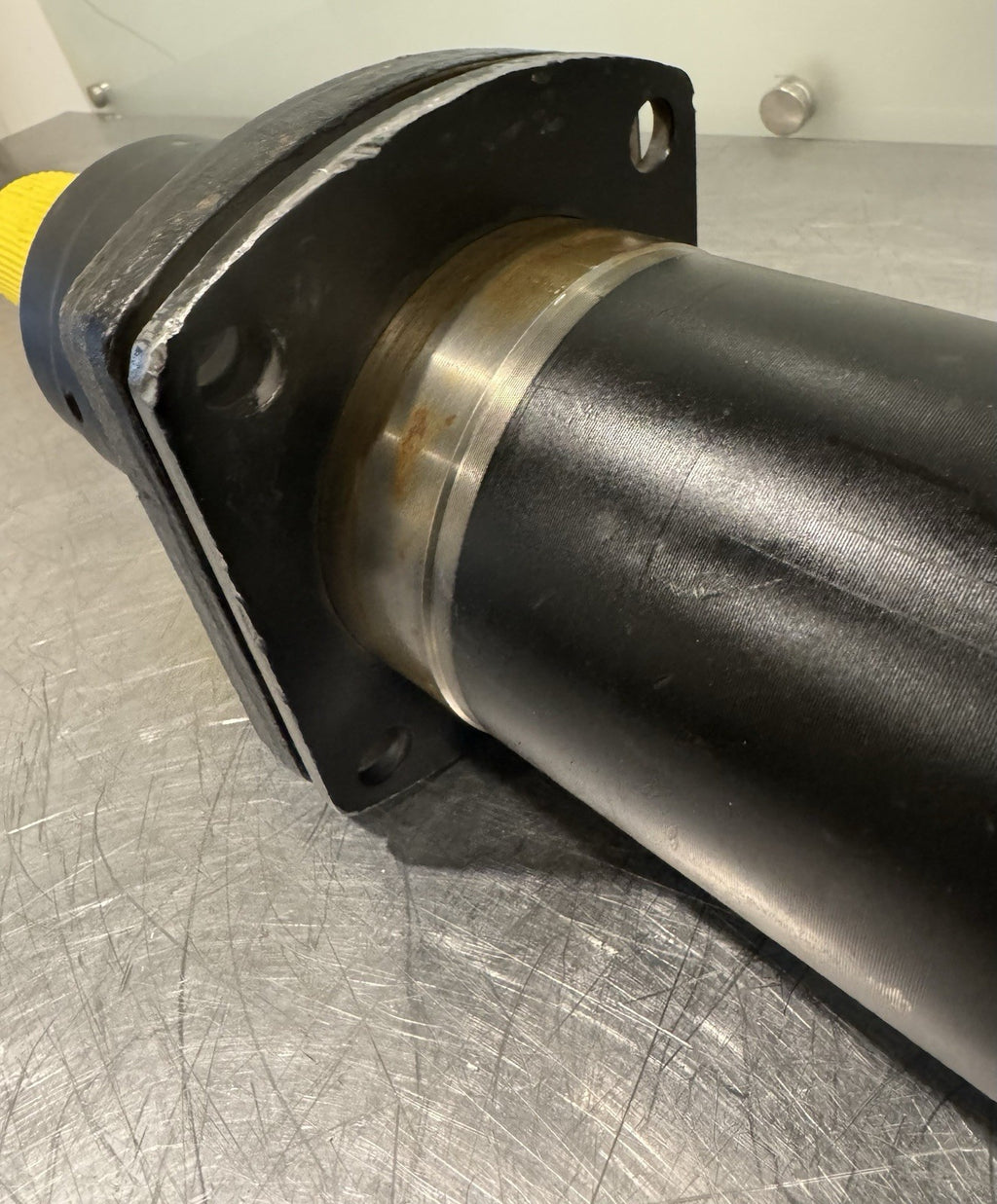 8128520503 Hydraulic Cylinder Dual Shaft NEW! FREE SHIPPING!