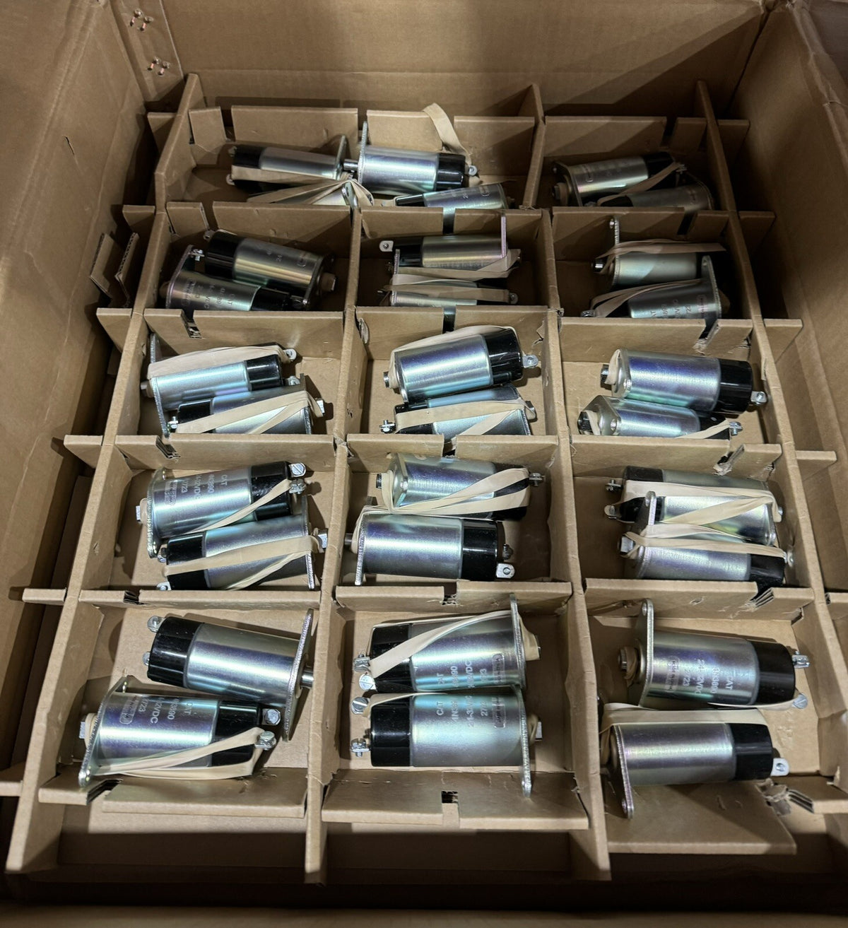 Caterpillar 4N3890 CAT Solenoid AS FREE SHIPPING!