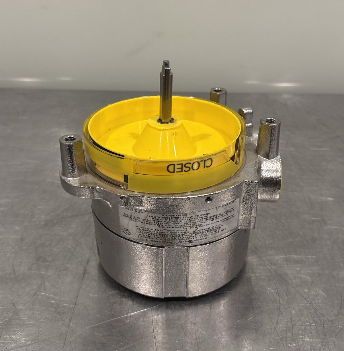 Westlock 366-NBY2B2M0600 Rotary Position Monitor Accutrak 366 Valve NEW!
