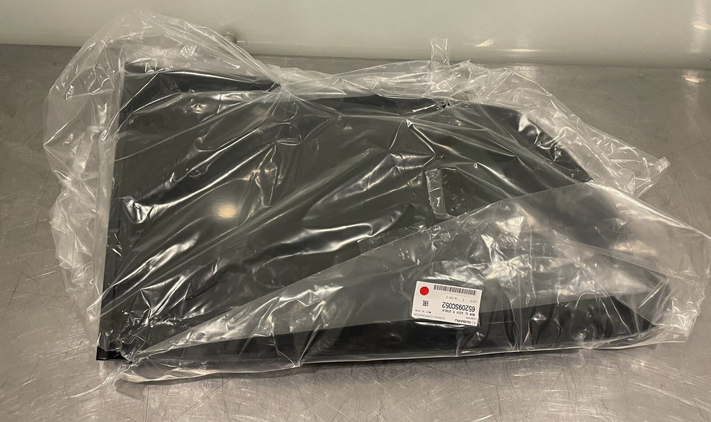 Subaru 65209SC052 Quarter Glass Rear Window Genuine Forester NEW IN BOX!
