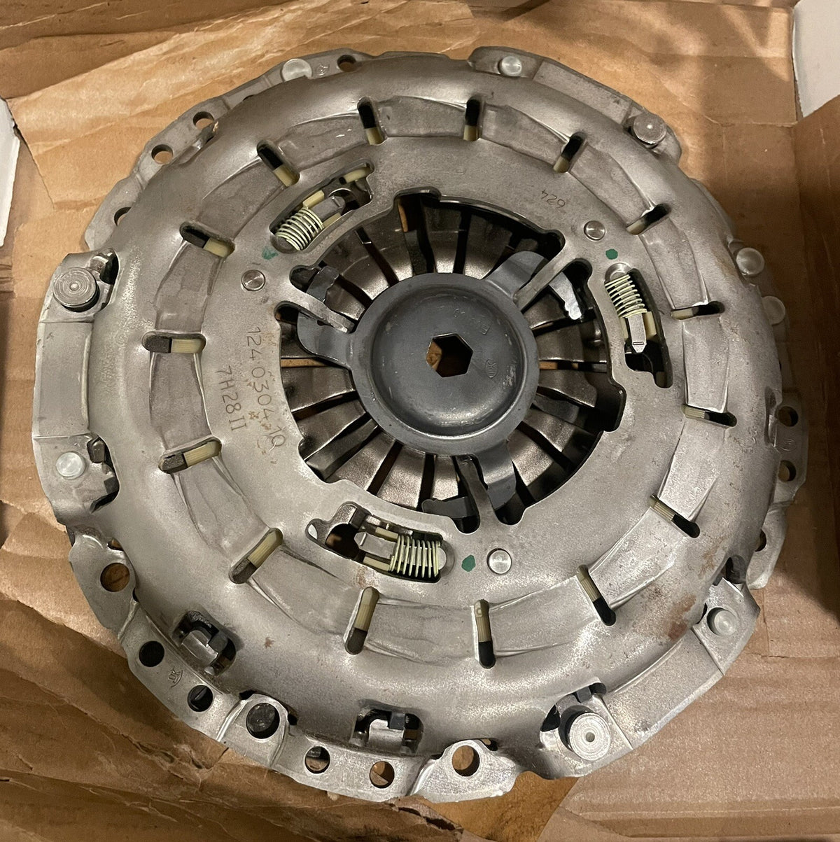 Luk 03-070 Clutch Kit NEW IN BOX! FREE SHIPPING!