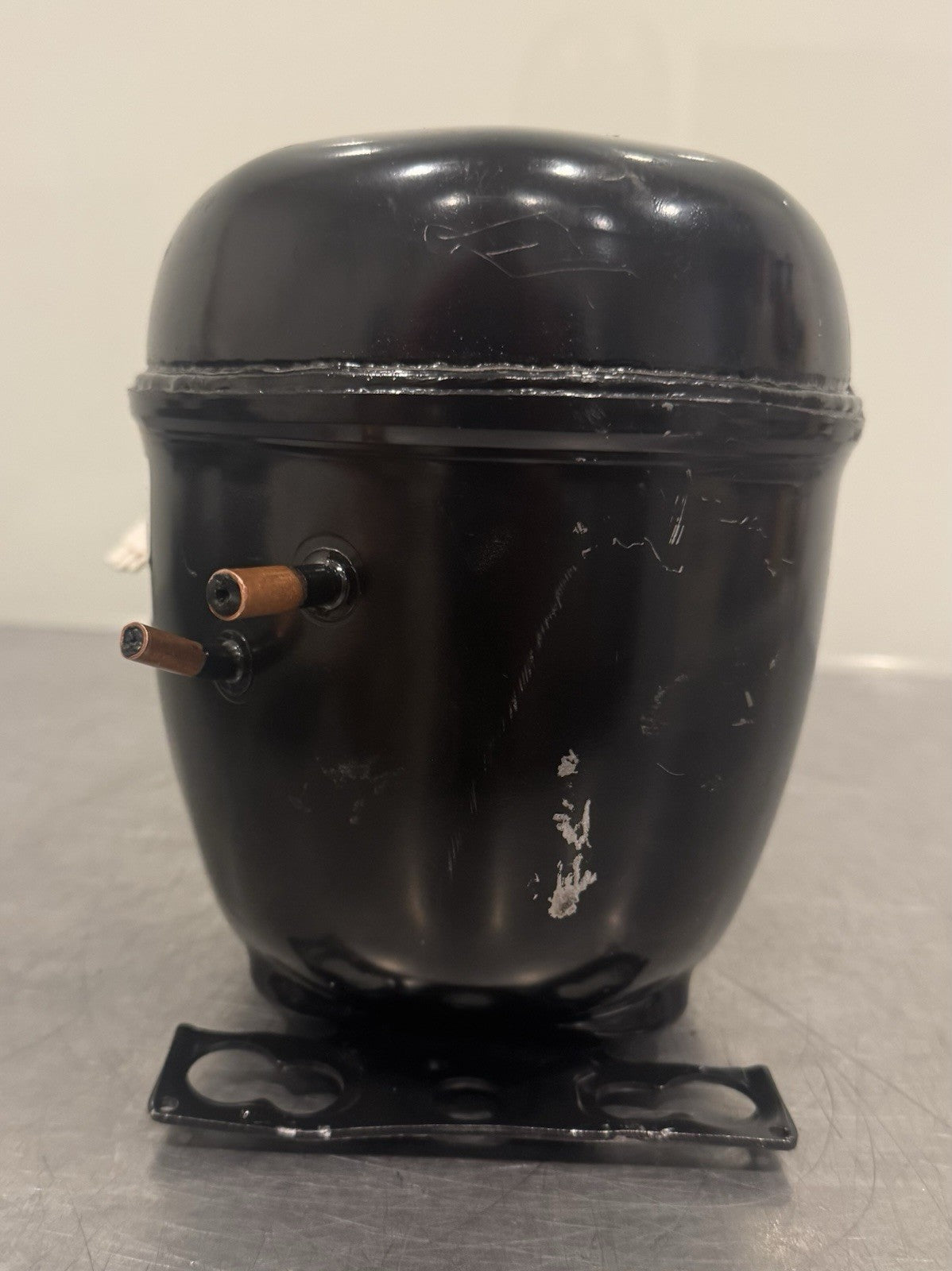 Embraco VEGD 7H Refrigerator Compressor NEW! FREE SHIPPING!