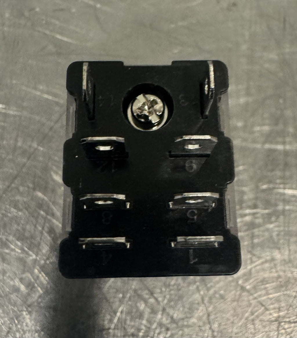 Schneider Electric 782XBXM4L-24D Relay General Purpose 15A 8 Pin 24 VDC NEW!