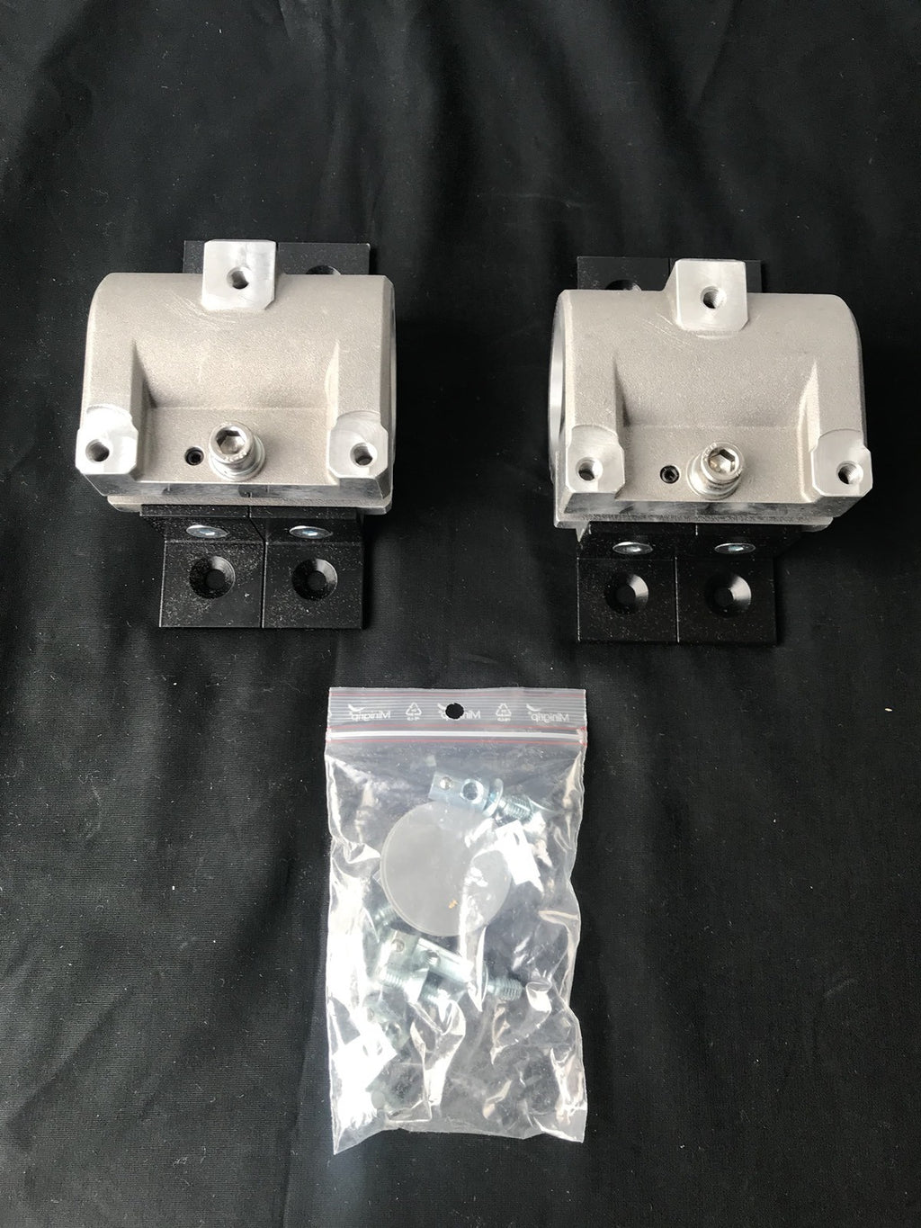 Sick 2030886 Terminal And Allignment Bracket Hardware Kit NEW IN BOX