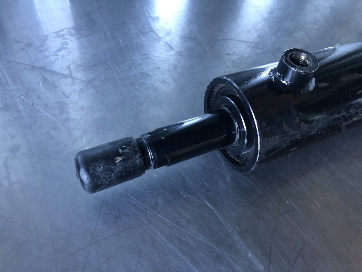 Dana Spicer R30SL117-1X Hydraulic Steer Cylinder NEW! FREE SHIPPING!!!