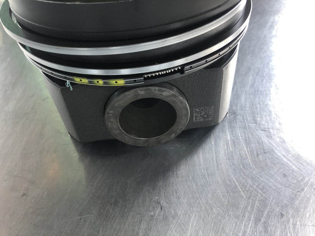 MTU X54403700013 Original Piston Assembly NEW!!! FREE SHIPPING!!!