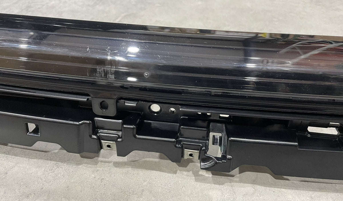 Jeep 534902900 Rear Light Assembly Strip  NEW! SHIPS FREE!