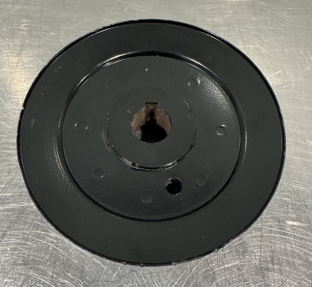 Cub Cadet IH-489395 Center Pulley 489395 NEW! FREE SHIPPING!
