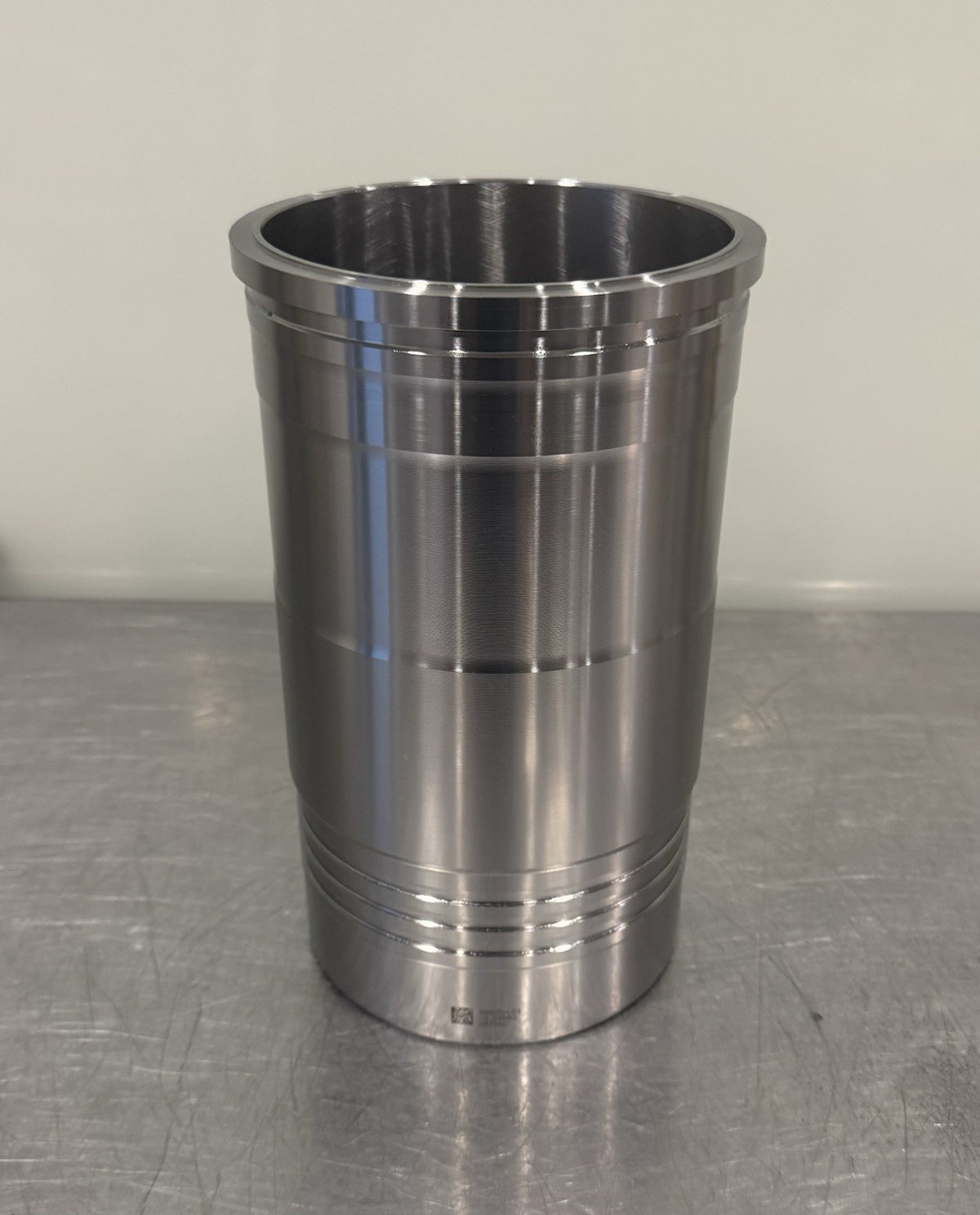 Caterpillar 556-0701 CAT Cylinder Liner Genuine NEW IN BOX! FREE SHIPPING!