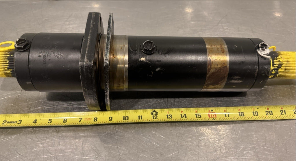 8128520503 Hydraulic Cylinder Dual Shaft NEW! FREE SHIPPING!