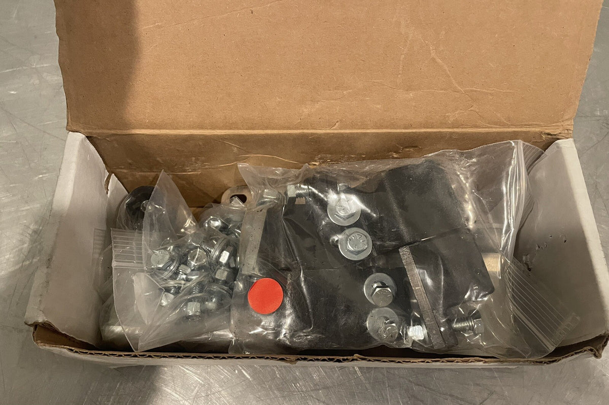 Bobcat Full G/F Right Hand Latch Handle Kit Skid Steer Door NEW IN BOX!