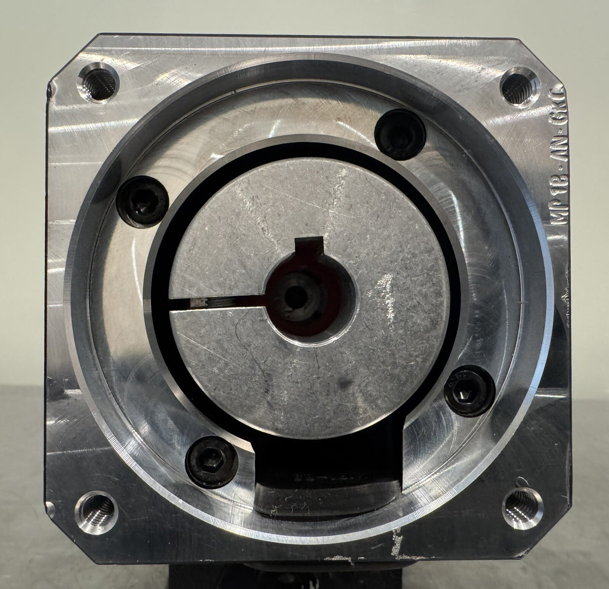 Cone Drive R201SSA-A142 Gear Reducer 20:1 Ratio RG NEW! FREE SHIPPING!