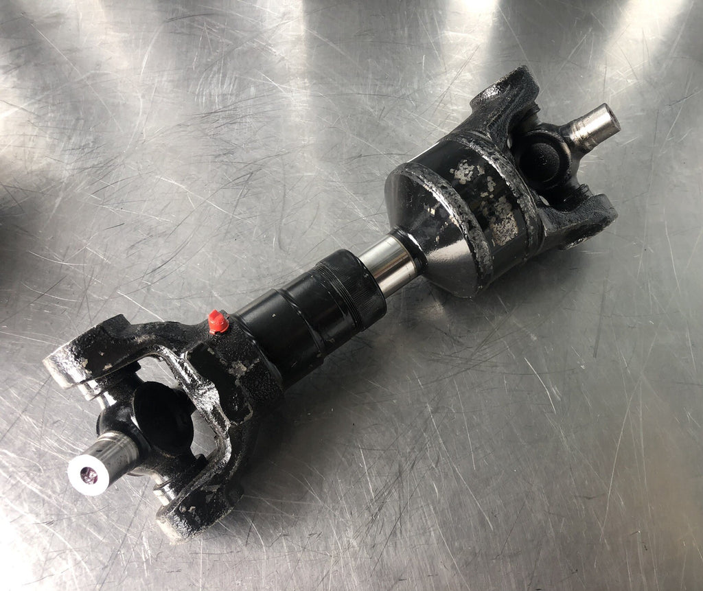 John Deere AT208403 Shaft ASM Spicer NEW! FREE SHIPPING!