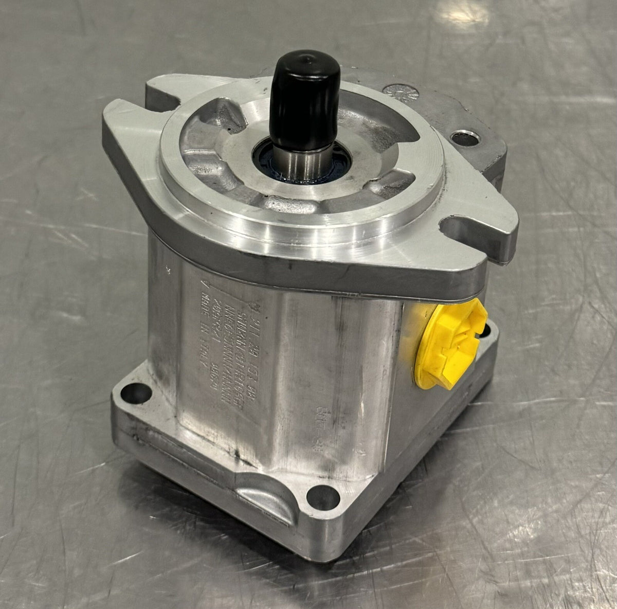 211.20.153.00 Hydraulic Gear Pump Aluminum SNW2NN/014R106GE NEW! FREE SHIPPING!