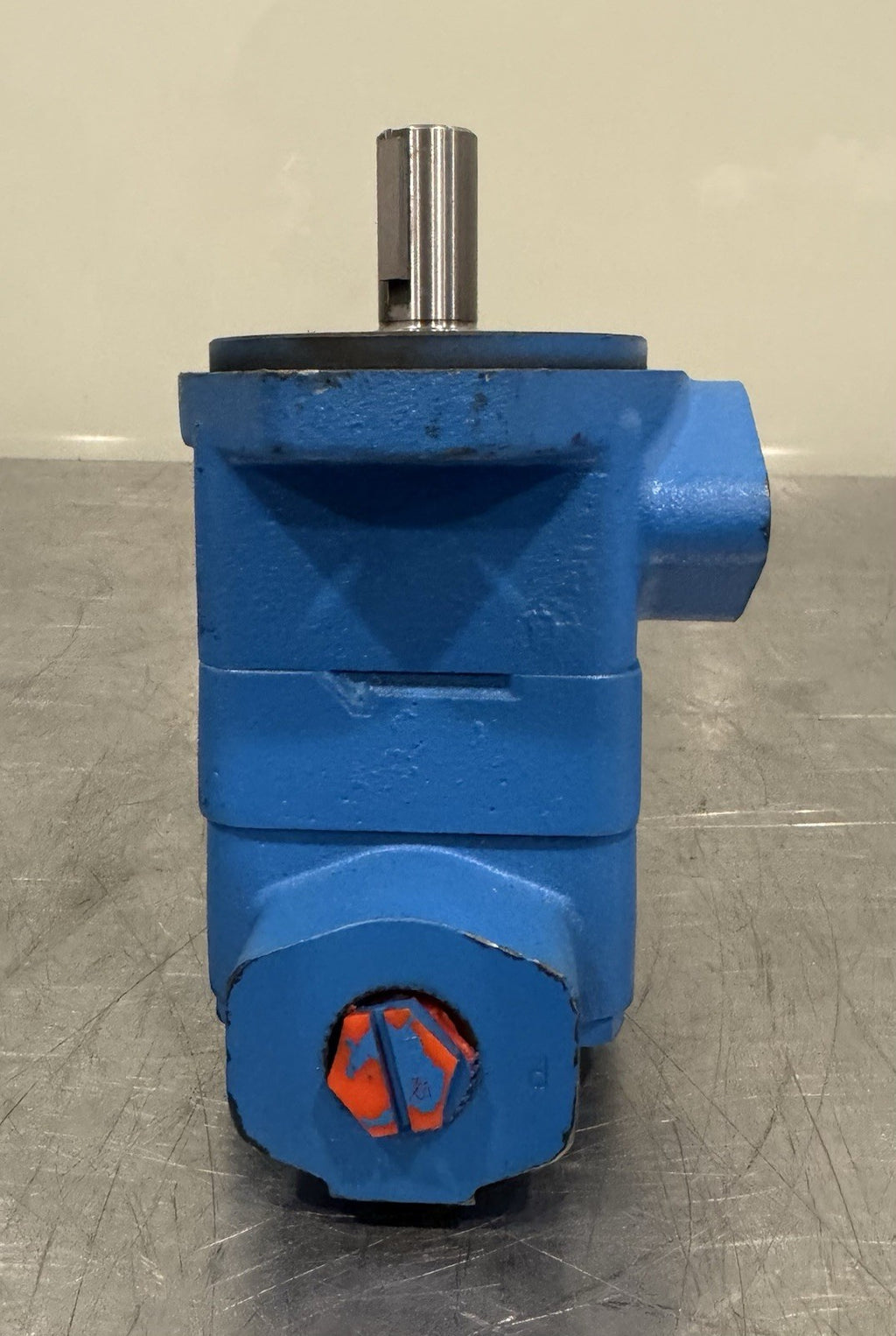 V101P7P1B20R Hydraulic Vane Pump For Vickers NEW! FREE SHIPPING!