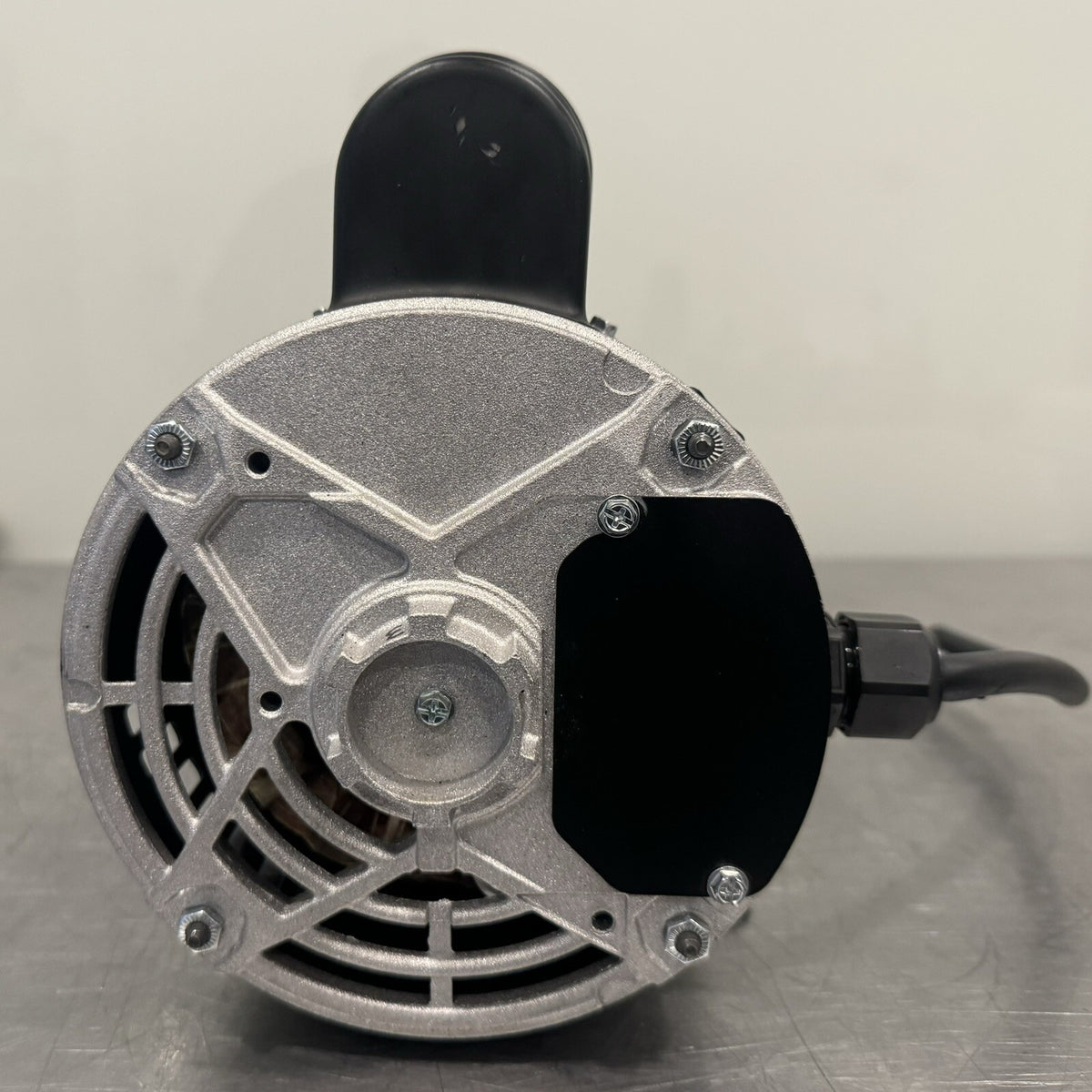 Century Y M RE231321A Motor 1HP 1725 RPM 115V 56 Frame Farm Duty NEW!