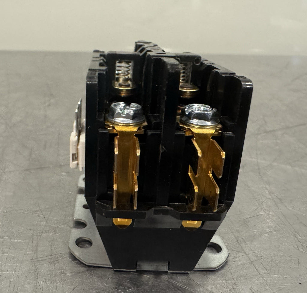 ABB DP30C2P-F/B Definite Purpose Contactor 30A Coil 24VAC NEW! FREE SHIPPING!