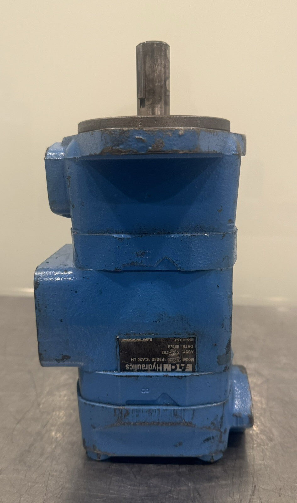 Eaton V-372782 Hydraulic Pump V2020-1F9S8S-1CA20-LH NEW! FREE SHIPPING!