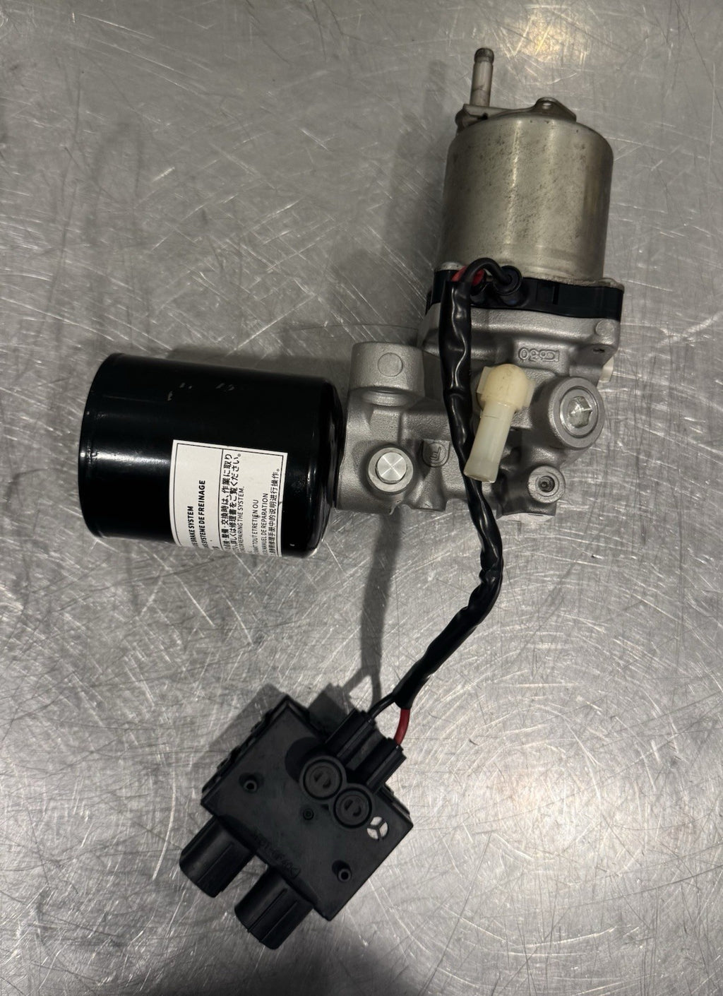 Brake Booster Pump 9042823168 9M091078 NEW! FREE SHIPPING 