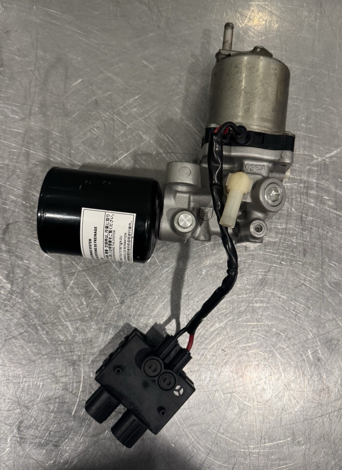 Brake Booster Pump 9042823168 9M091078 NEW! FREE SHIPPING 