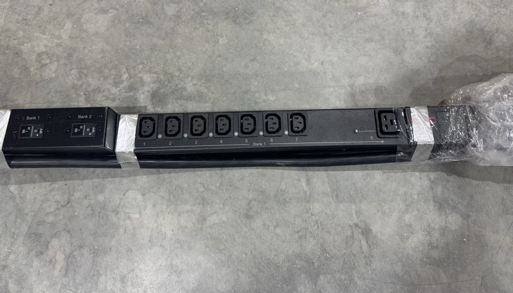 APC AP8641 Rack PDU Metered By Outlet W/ Switching Power Strip NEW! SHIPS FREE!