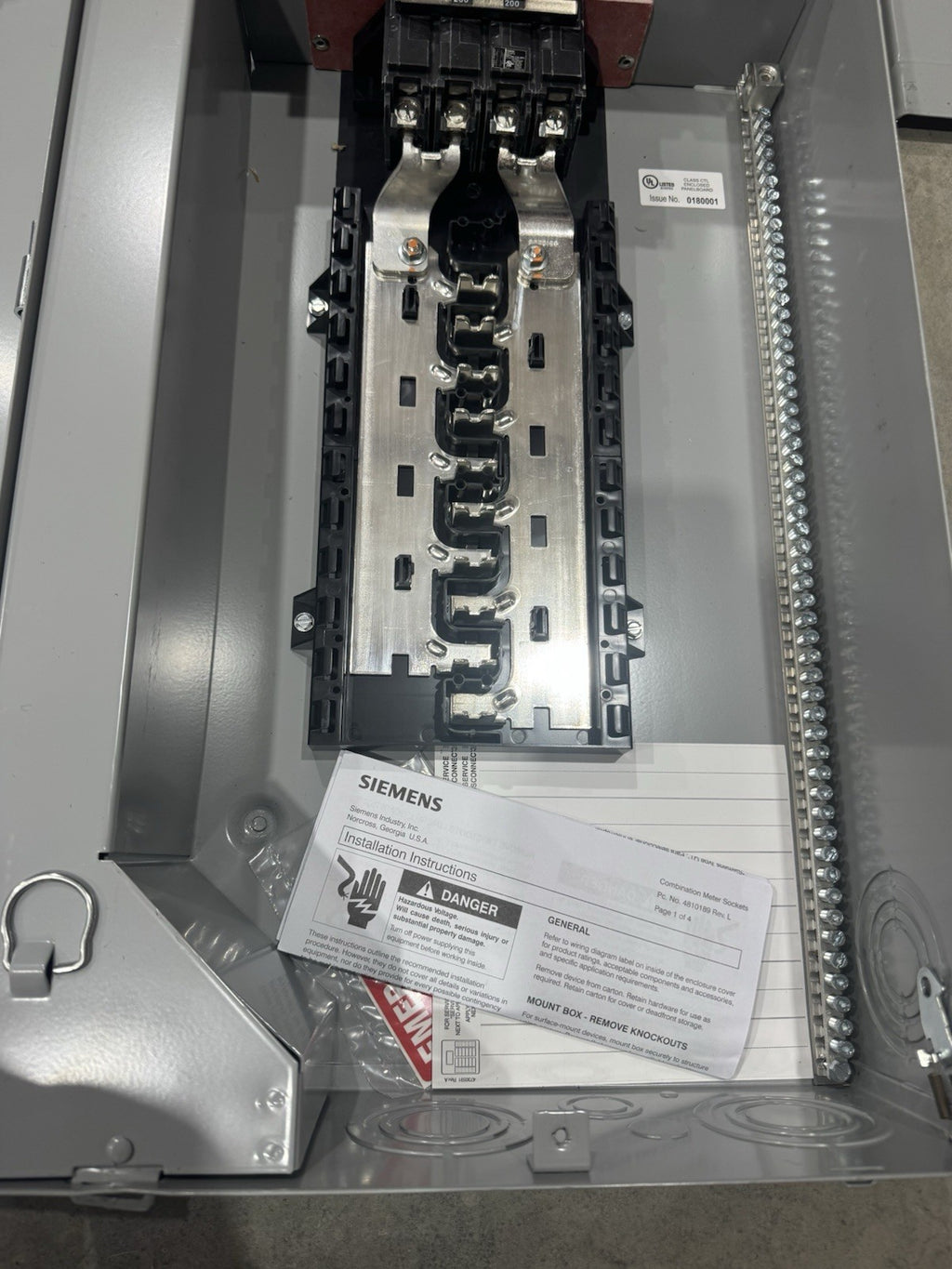 Siemens MC2040B1200JLC 200 Amp 20 Space 40 Circuit 5 Jaw Bypass Meter Center NEW