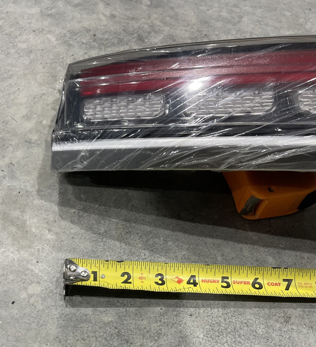 Jeep 534902900 Rear Light Assembly Strip W/ Chrome Trim NEW! FREE SHIPPING