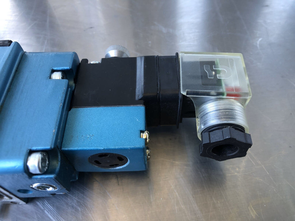 MAC MV-A2B-A211-PM-504JC Solenoid Valve NEW!! FREE SHIPPING!!