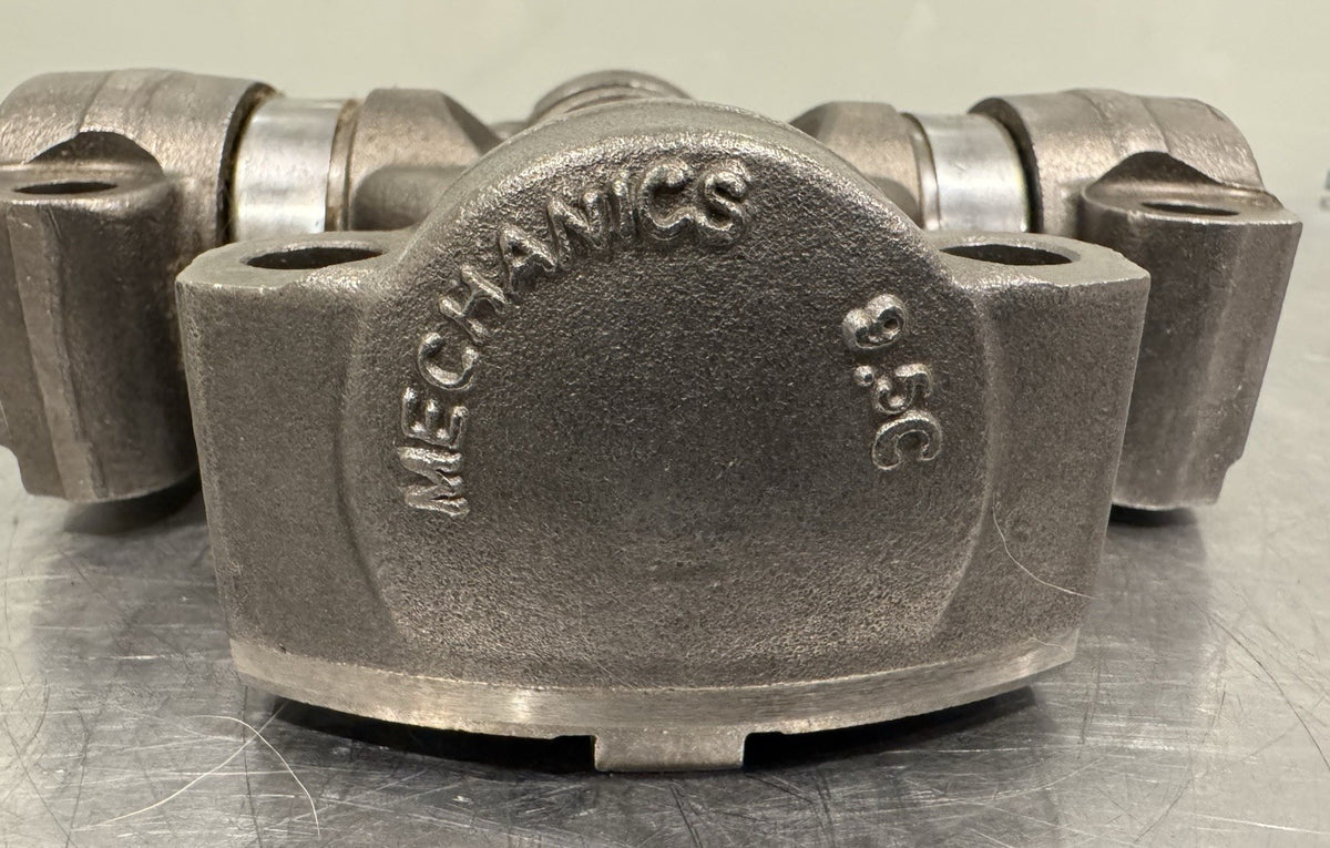 Mechanics 9.5C CNH Spider U-Joint Wing Block 4810233 NEW! FREE SHIPPING!