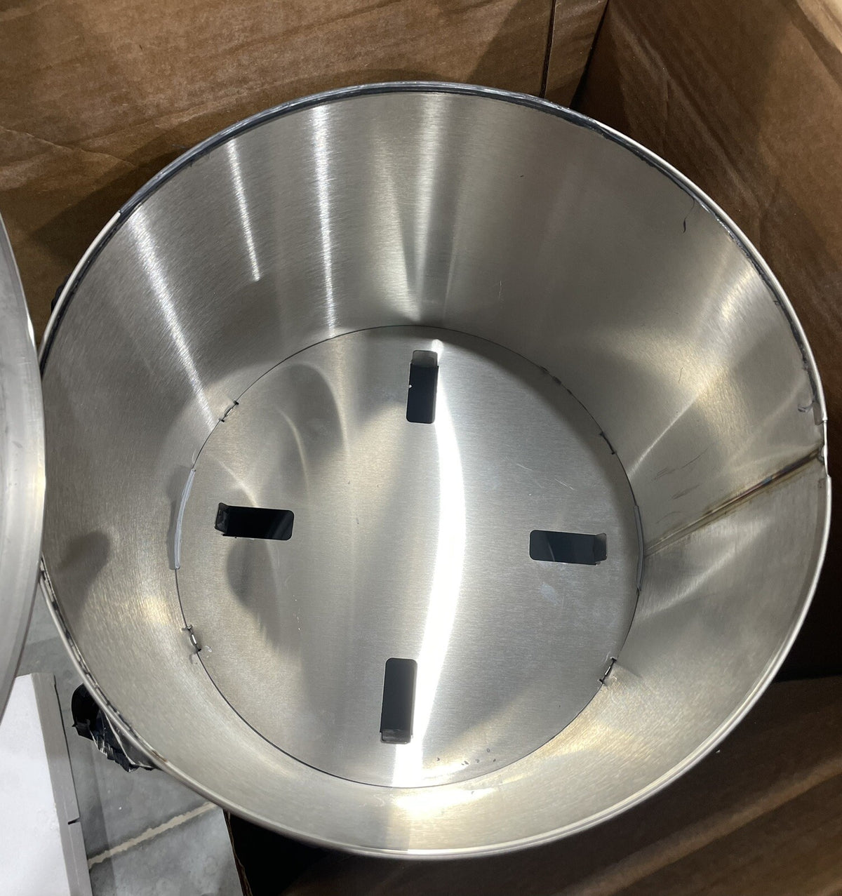 2XL65 Garbage Can Wipe Dispenser Stainless Steel NEW IN BOX! FREE SHIPPING! 