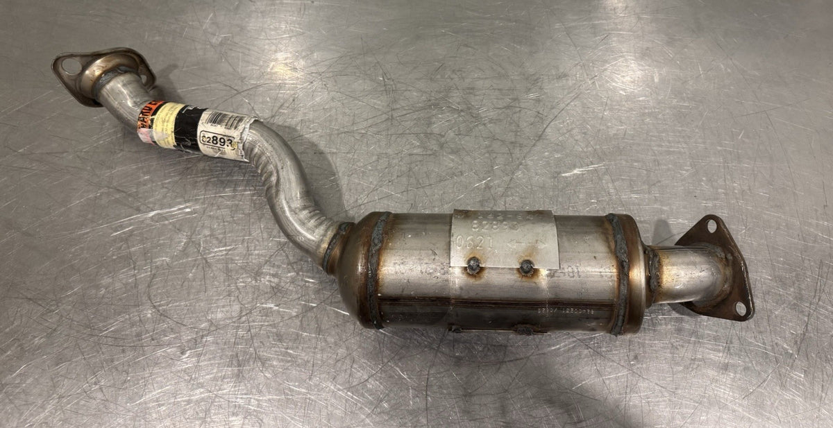 Napa 82893 Catalytic Converter Direct Fit CARB Compliant Exhaust NEW! SHIPS FREE