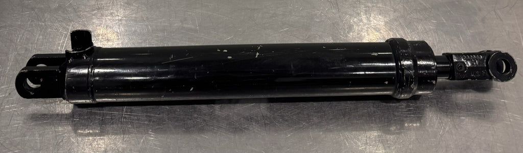 Crary 32390-00 Hydraulic Cylinder 647889 30WR18-150 NEW! FREE SHIPPING!