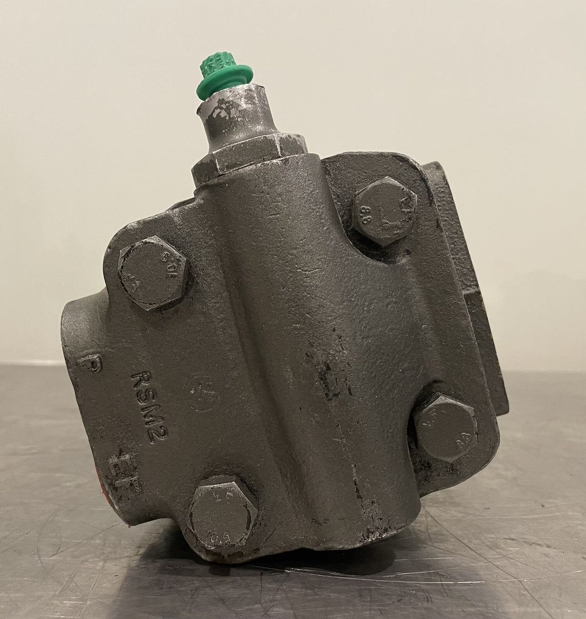 Parker 3359400081 Hydraulic Gear Pump Forklift Pump NEW! FREE SHIPPING!