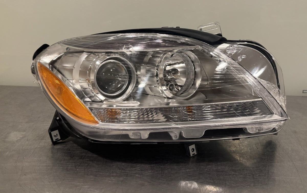 Depo 340-1137R-AC Headlight Passenger Side For Mercedes NEW IN BOX! SHIPS FREE!